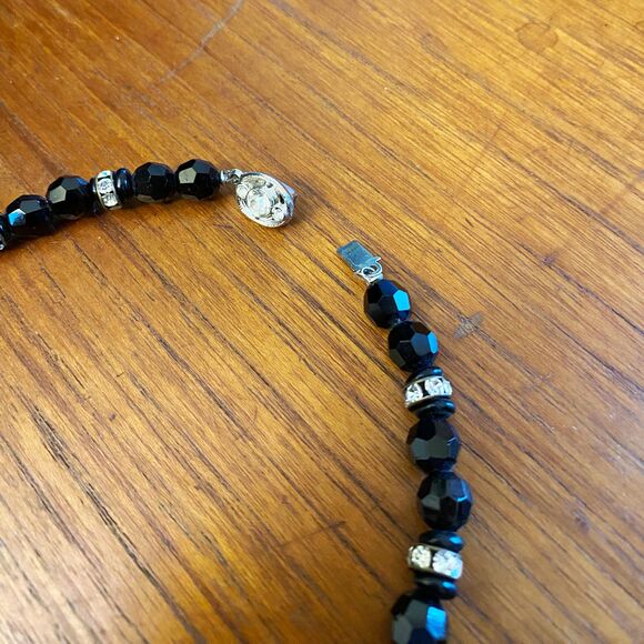 Black Rhinestone Round Faceted Beaded Necklace with Clear Faux Diamond Box Clasp - Picture 4 of 4